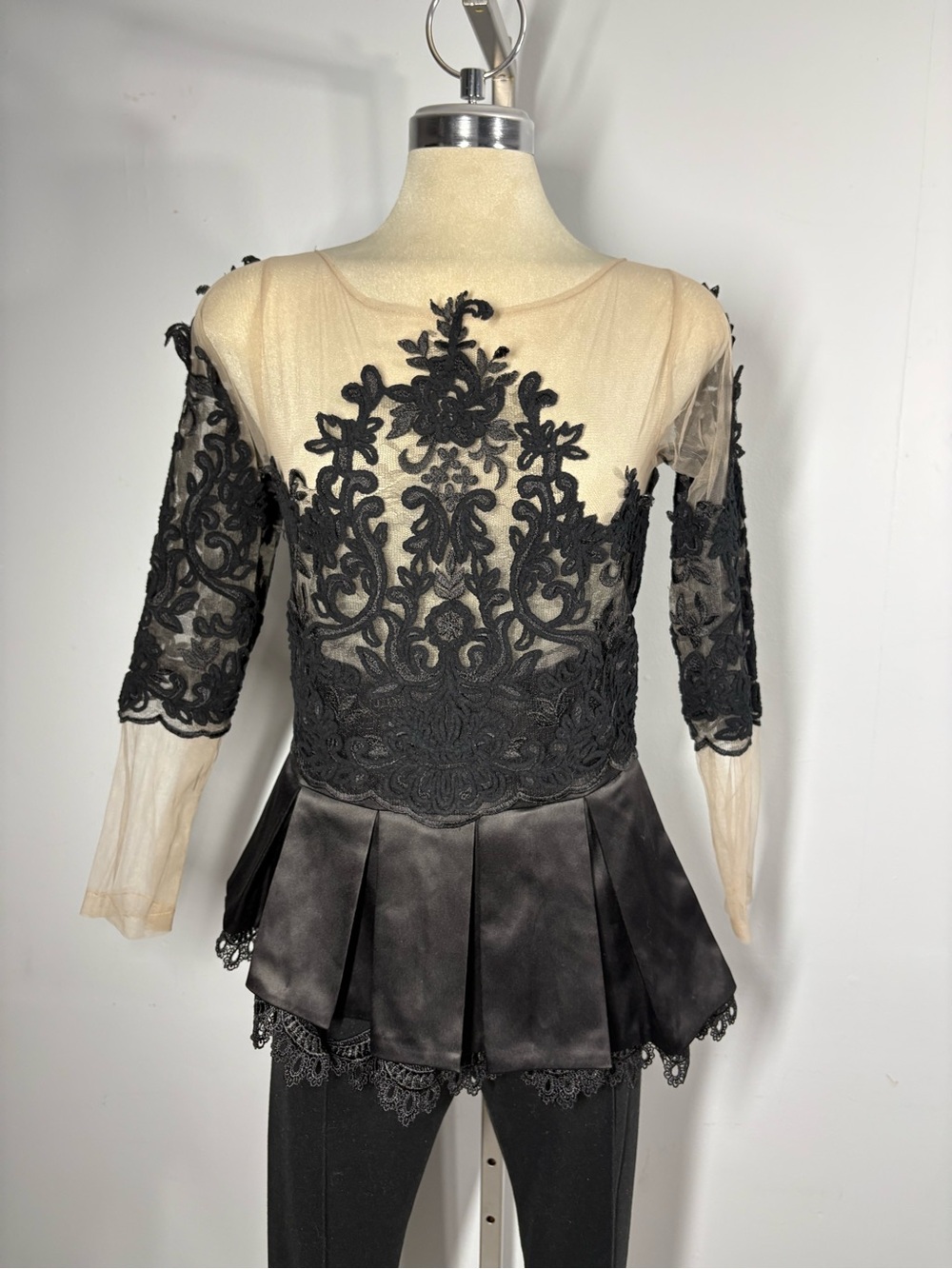 Black Lace Illusion Peplum Blouse - Picture 4 of 14